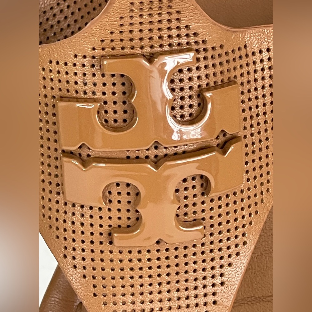 Tory Burch Brown Leather Sandals with T-Strap Design - Picture 2 of 11